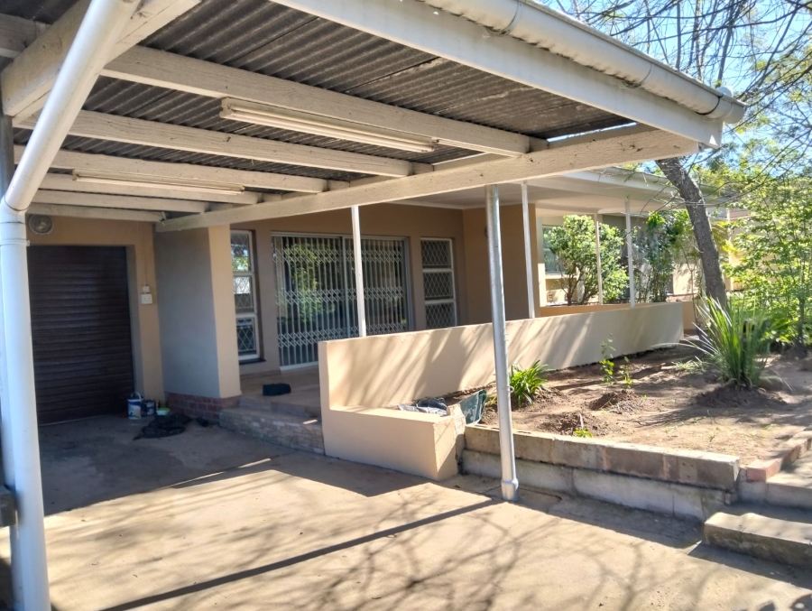 To Let 5 Bedroom Property for Rent in Fort Gale Eastern Cape